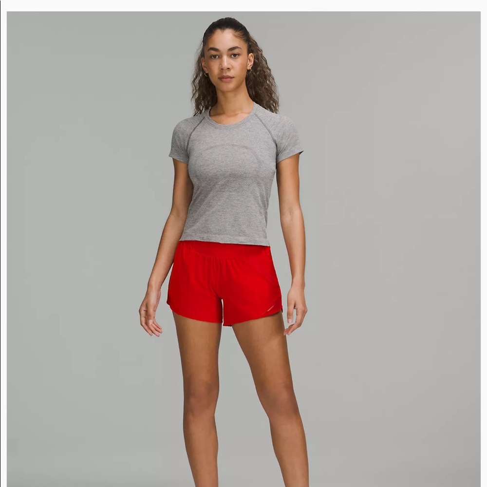 LULULEMON HOTTT HOT SHORT 4’ INSEAM IN DARK RED